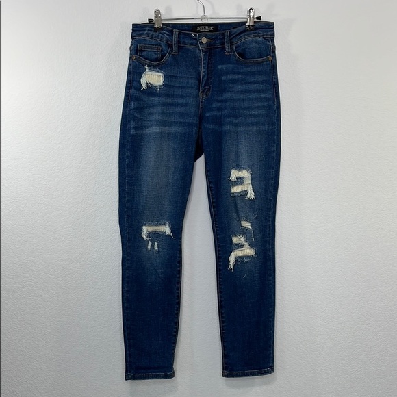 Judy Blue‎ Boyfriend Thermal Patch Mid-Rise Jeans size 5/27 Style: 88306 - Picture 2 of 10